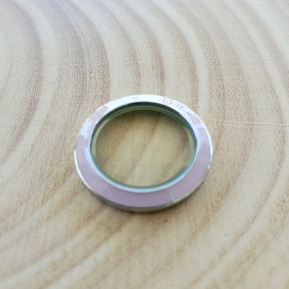 Origami Owl medium twist living locket faces - Picture 2 of 3